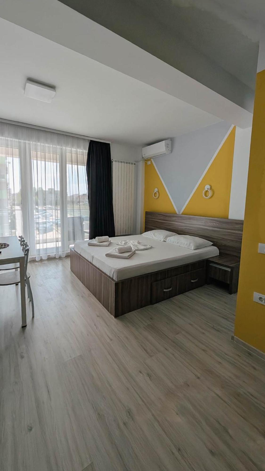 Studio Malta Năvodari Exteriör bild